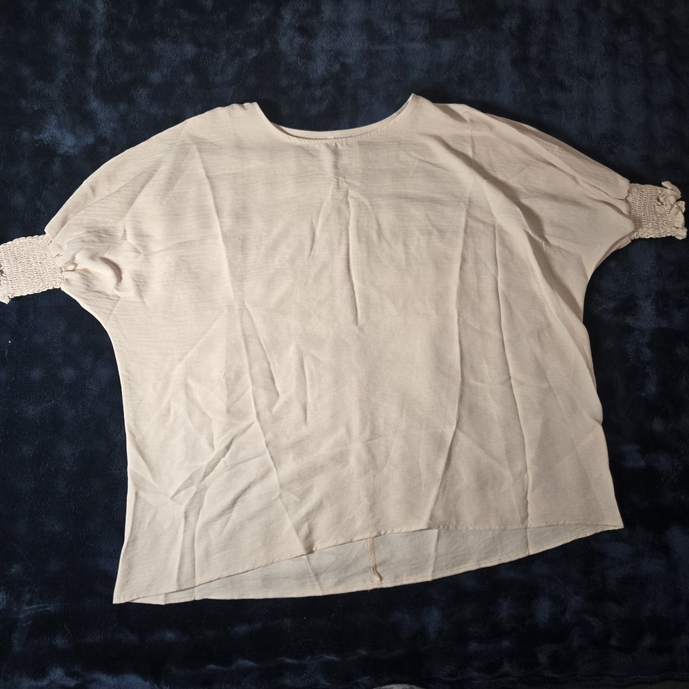 Short Sleeve Blouse‎ Top Rounded Neckline XXL  2XL  NWOT Dress Casual